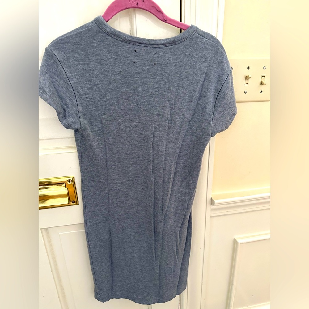 Lou & Grey soft knit t-shirt dress in blue grey. Not too tight very stretchy